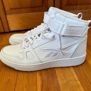 Reebok Resonator Mid Men’s 9.5